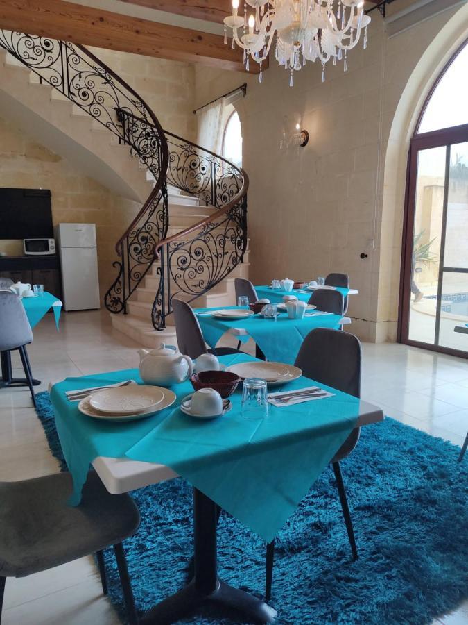 Warda Accommodation 休吉让 外观 照片